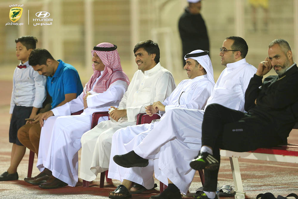 الخليج ينهي تحضيراته للاتحاد بحضور المطرود والهمل