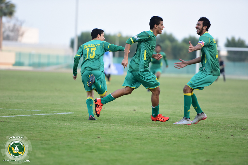 الخليج يهزم النهضة بالثلاثة في تصفيات شباب الشرقية