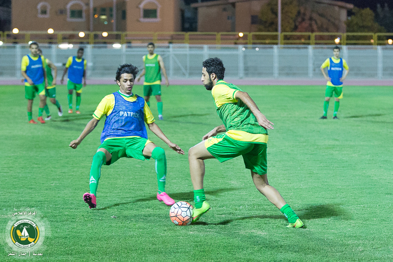 يواجه الدرعية غداً الخميس: أولمبي قدم #نادي_الخليج يواصل تحضيراته للدوري الممتاز