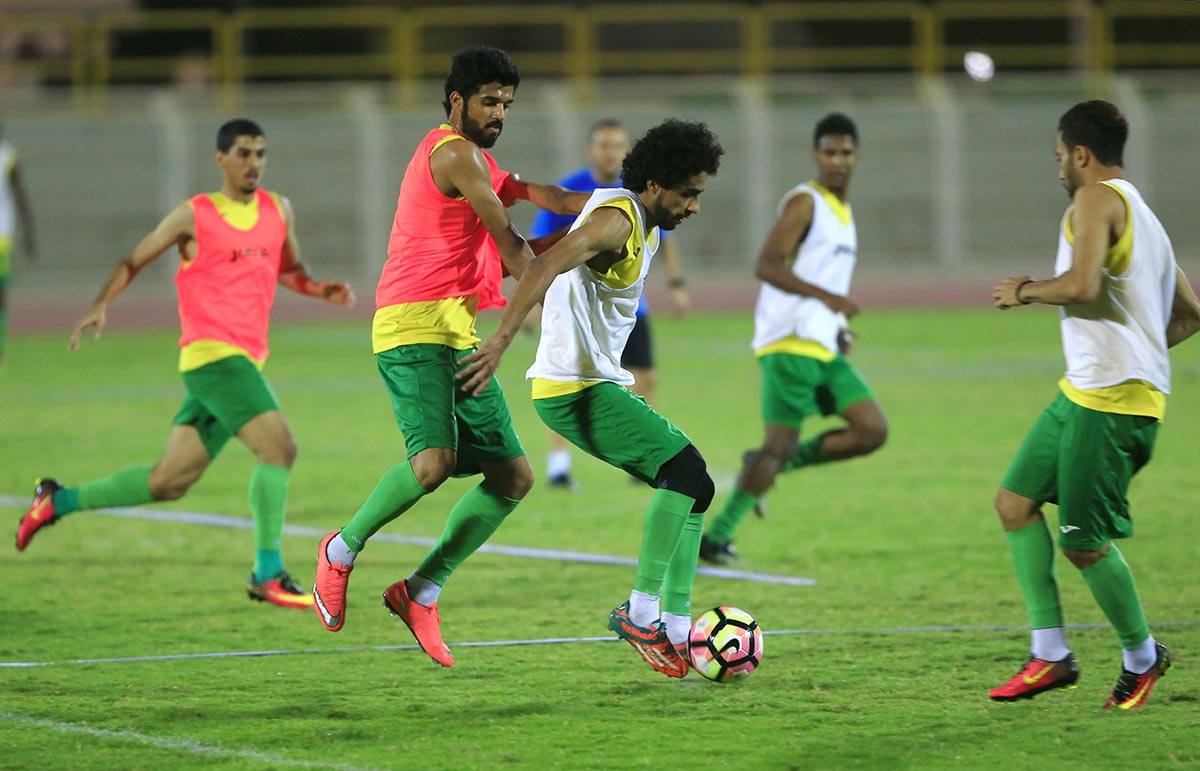 الخليج يواصل إعداده للهلال والمحمد يتماثل للشفاء