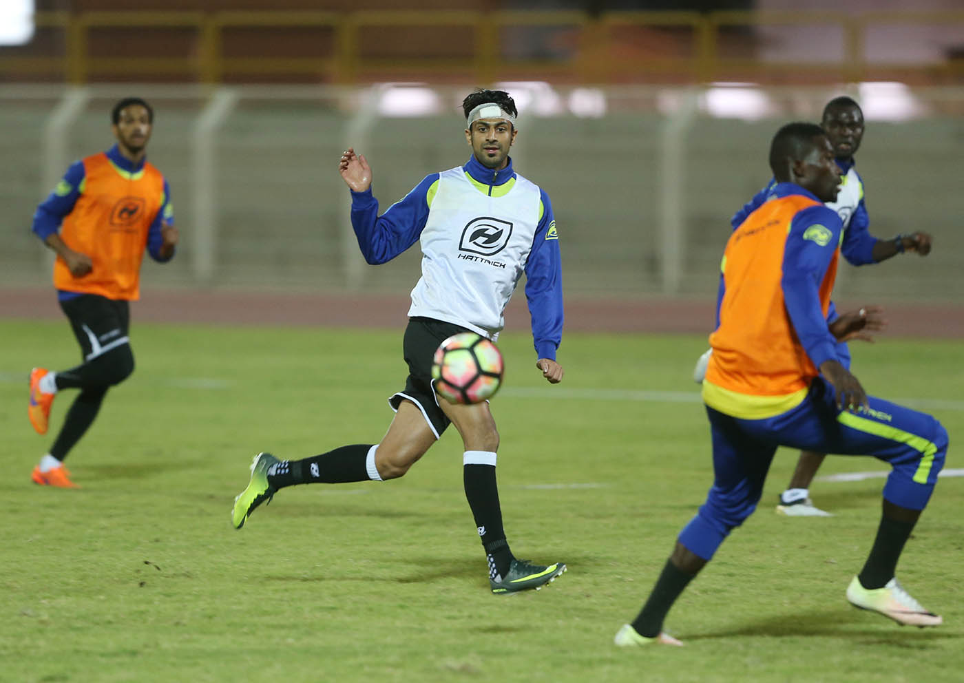 الاحتراف يعلن استلام شهادة جياتيكي والخليج يواصل تحضيراته النصر بالتكتيك والمسبح