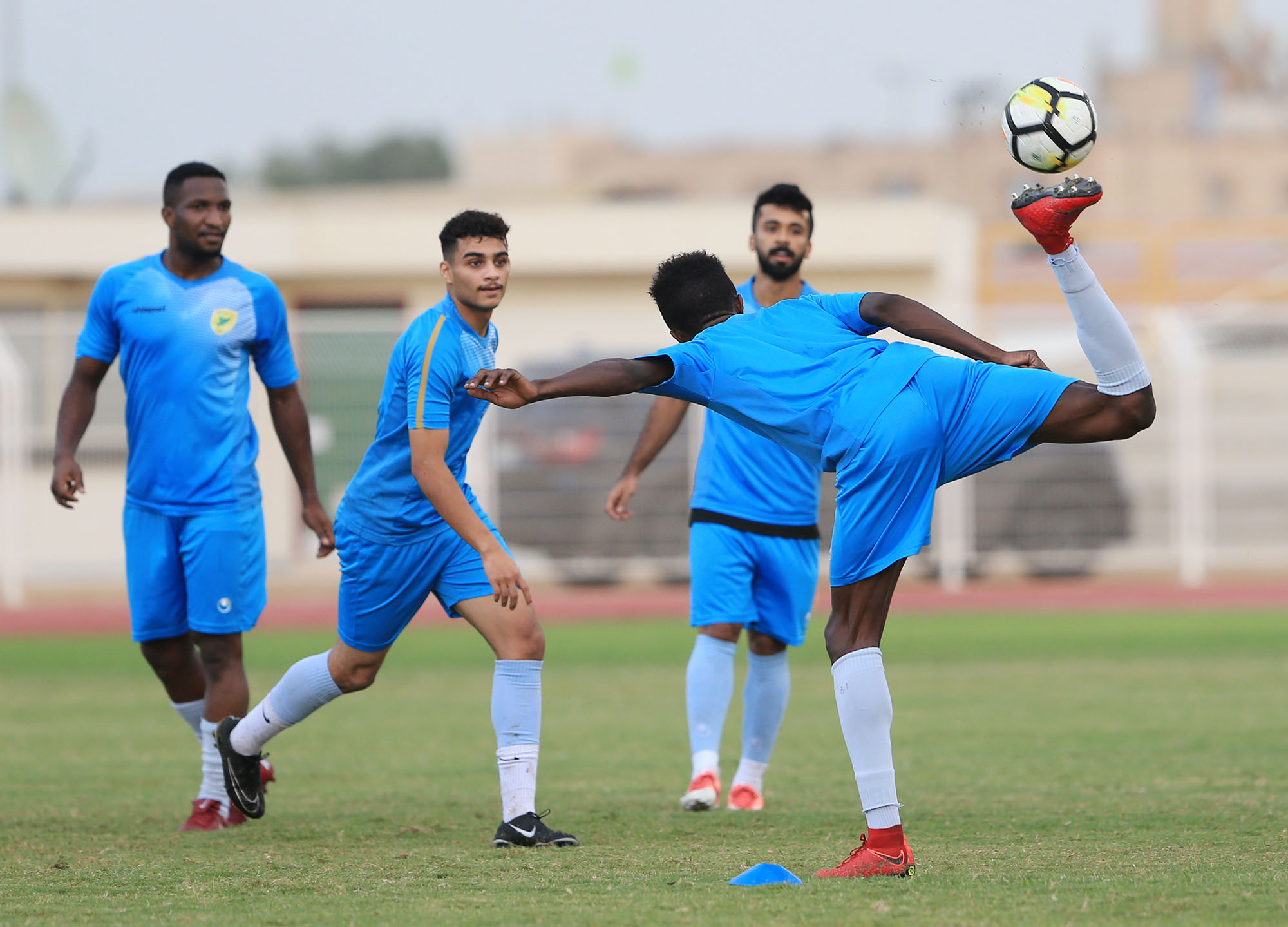 الخليج يفتقد 3 لاعبين ويصل للاحساء لمواجهة النجوم ضمن منافسات الجولة التاسعة لـ دوري_الأمير_محمد_بن_سلمان